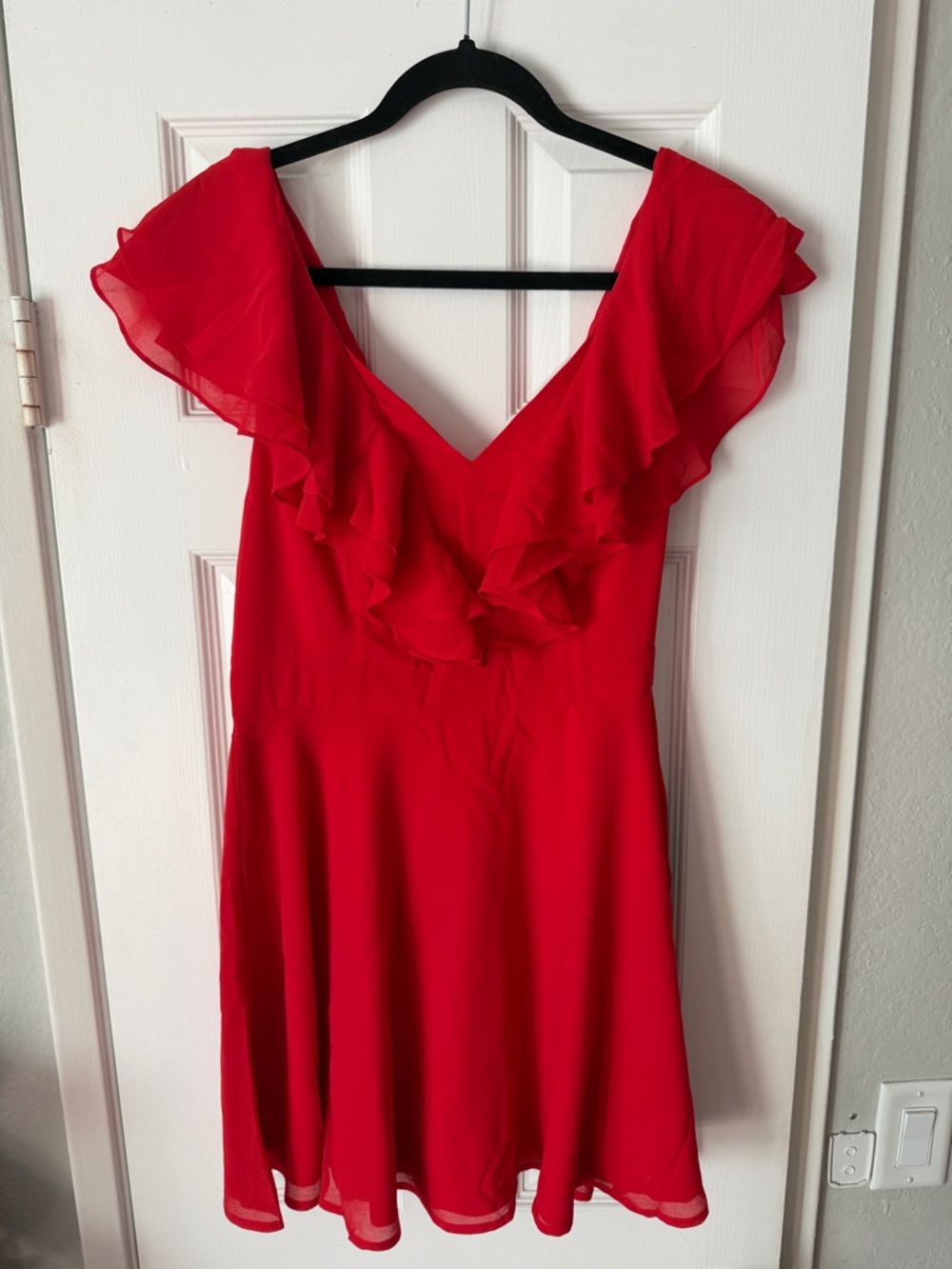 NWT Lulu's Red Ruffle V-Neck Mini Dress